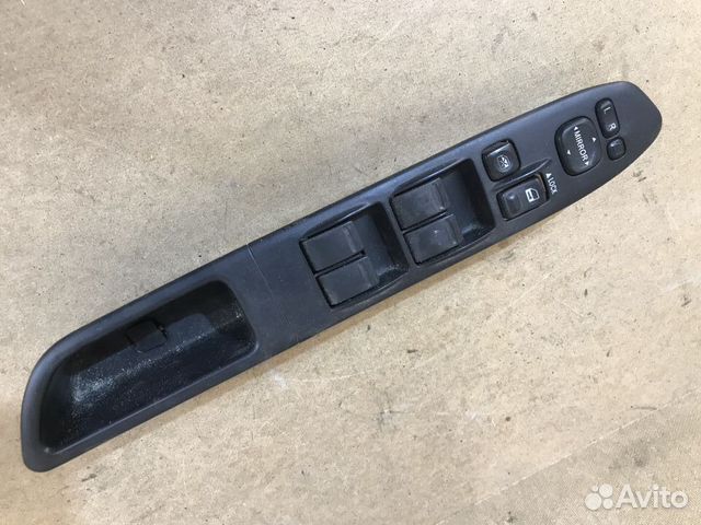 Блок кнопок Subaru Forester SG Блок кнопок Subaru Forester SG