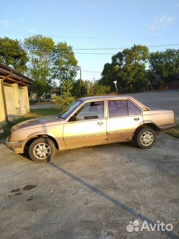 Opel Ascona 1985