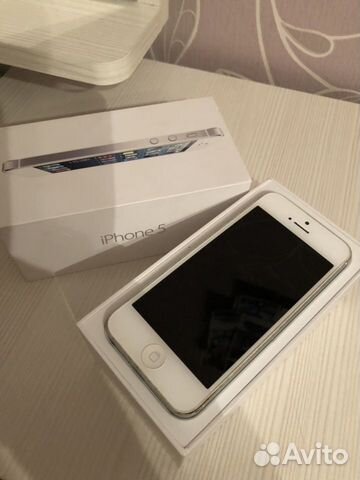 iPhone 5 (16 gb) белый iPhone 5 (16 gb) белый
