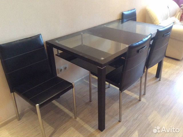 Кухонный стол Кухонный стол