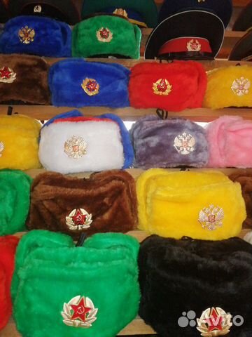 Шапка Ушанка с кокардой(сувенирная)