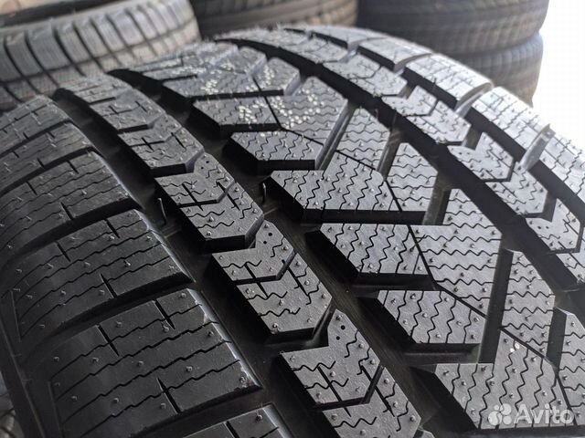 275/35 R20 Tourador Winter PRO TSU1 Зимние шины