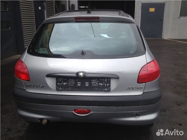 Разбор на запчасти Peugeot 206 Разбор на запчасти Peugeot 206