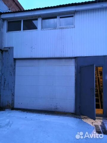 Гараж, > 30 м² Гараж, > 30 м²