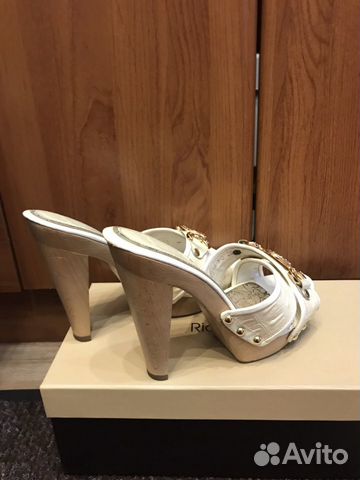 Шлепанцы Шлепанцы