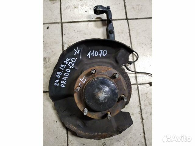 Поворотный кулак Toyota Land Cruiser Prado 120