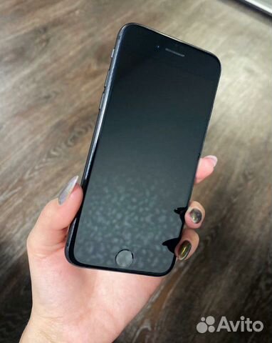 Телефон iPhone Телефон iPhone