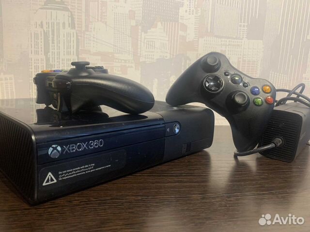 Игровая приставка Xbox 360 Игровая приставка Xbox 360