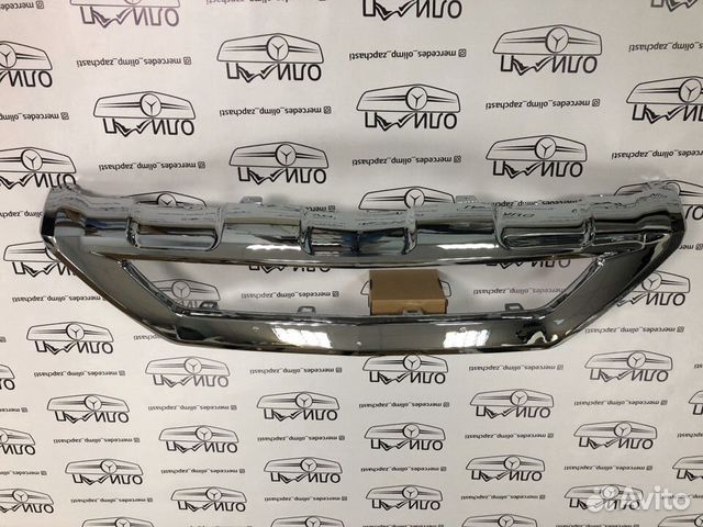 Хром на передний бампер на Mercedes GLK x204 AMG