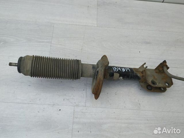 Амортизатор передний левый 4160279J02 Suzuki SX4 Амортизатор передний левый 4160279J02 Suzuki SX4