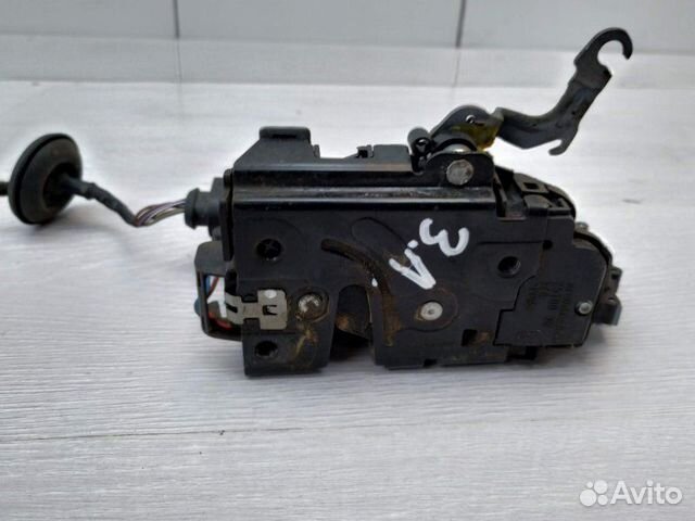 Замок задний левый 7L0839015D Skoda Octavia (A5 1Z