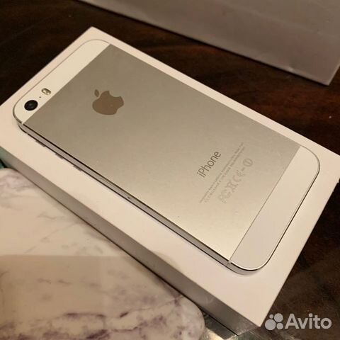 Телефон iPhone Телефон iPhone