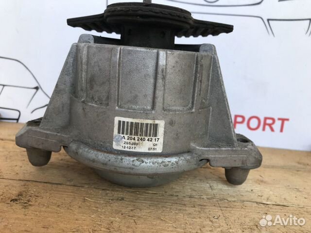 Подушка опора двигателя Mercedes C w204 E w212 Подушка опора двигателя Mercedes C w204 E w212