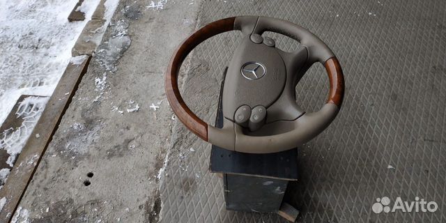 Руль дерево Мерседес w211 w209 рестайл Руль дерево Мерседес w211 w209 рестайл
