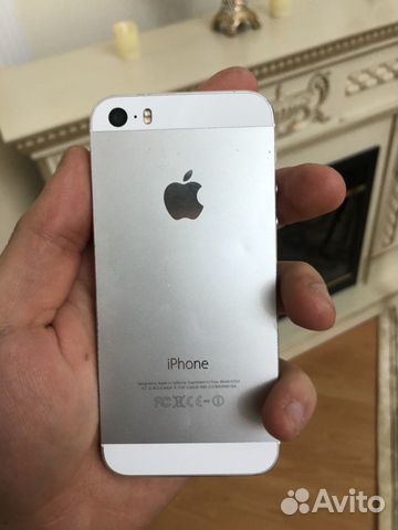 Телефон iPhone 5s Телефон iPhone 5s