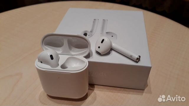 Беспроводные наушники AirPods новые Беспроводные наушники AirPods новые