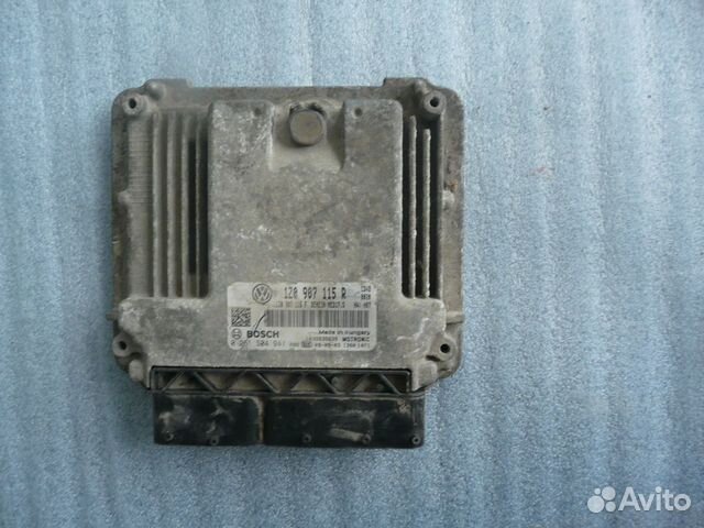 Блок управления двигателем Skoda Octavia а5