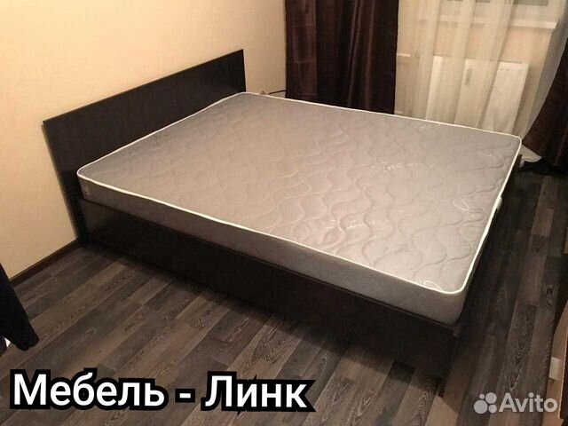 Кровать с матрасом Кровать с матрасом