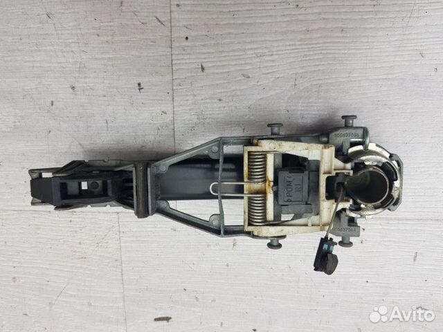 Ручка двери передняя правая Vw Golf 5 BSE 2006