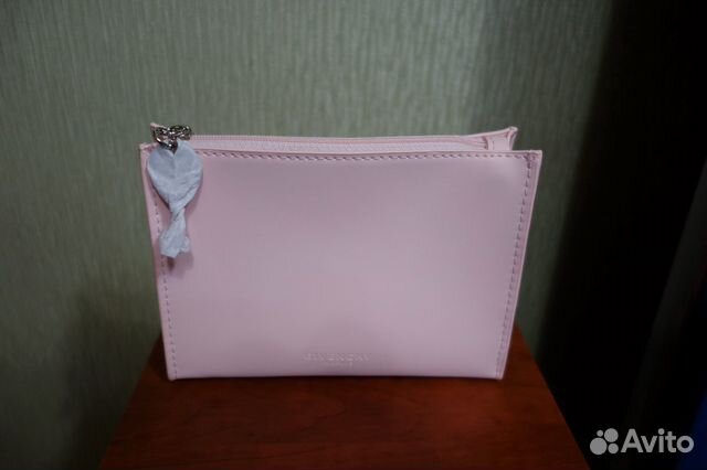 Косметички Givenchy, Chanel, Guerlain, EL, YSL