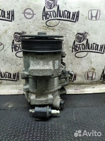 Компрессор кондиционера Toyota Auris 1ZR 2011 Компрессор кондиционера Toyota Auris 1ZR 2011