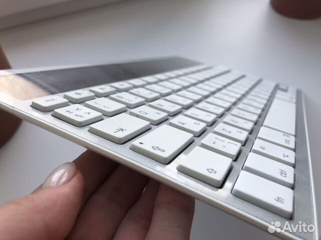 Клавиатура Logitech Wireless Solar Keyboard K760 S