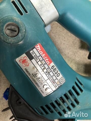 Магазинный шуруповерт Makita 6830