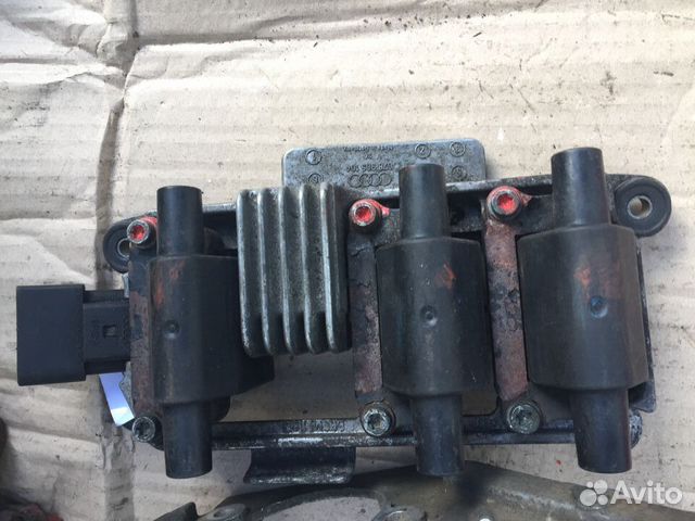 Катушка зажигания двиг V6 078905104 Audi VW Катушка зажигания двиг V6 078905104 Audi VW
