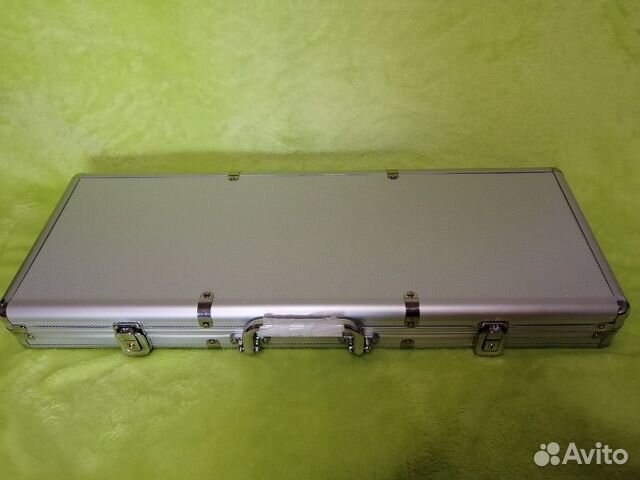 Профессиональный покерный набор на 500 фишек Профессиональный покерный набор на 500 фишек