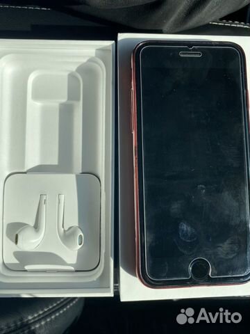 Телефон iPhone 8 red Телефон iPhone 8 red