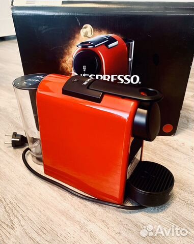 Кофемашина:DeLonghi- Nespresso essenza mini Кофемашина:DeLonghi- Nespresso essenza mini