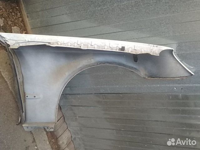 Крыло Мерседес Бенц е211 Крыло Мерседес Бенц е211