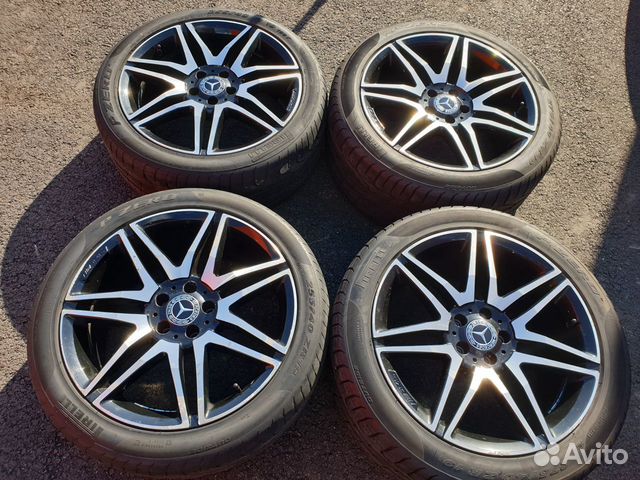 Комплект оригинальных колес AMG на Mercedes r19