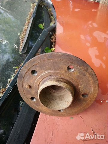 Задняя ступица на Мерседес W123.W126