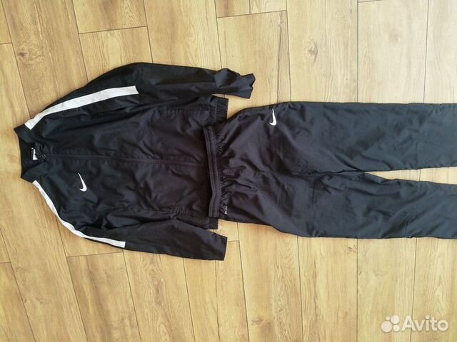 Спортивный костюм Nike Спортивный костюм Nike