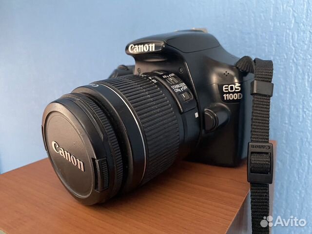 Зеркальный фотоаппарат Canon EOS1100D Зеркальный фотоаппарат Canon EOS1100D