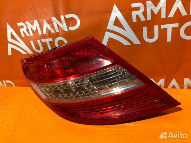 Фонарь левый Mercedes C-Class W204 2006-2011