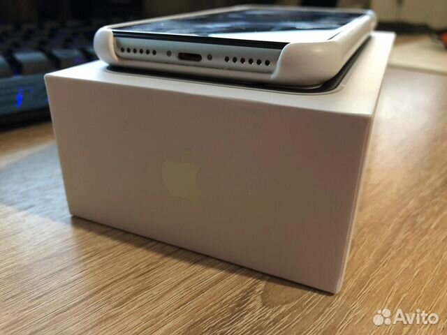 iPhone XR 128gb, White почти как новый