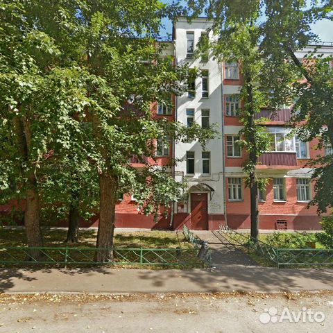 Комната 19 м² в 3-к, 4/4 эт.