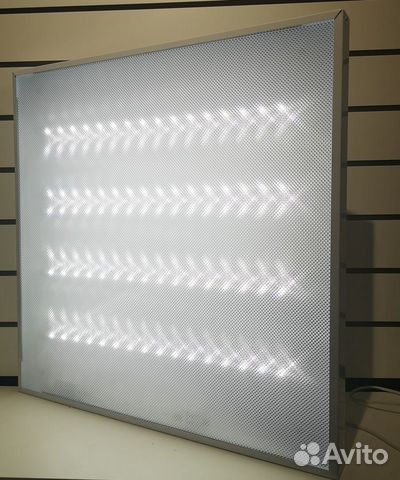 Светильники Армстронг новые 595*595