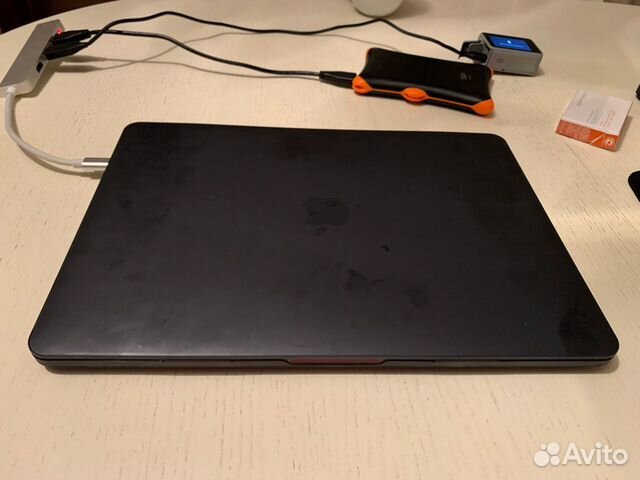 Продам MacbookPro 13 2019