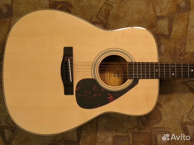 Гитара Yamaha F370 Гитара Yamaha F370