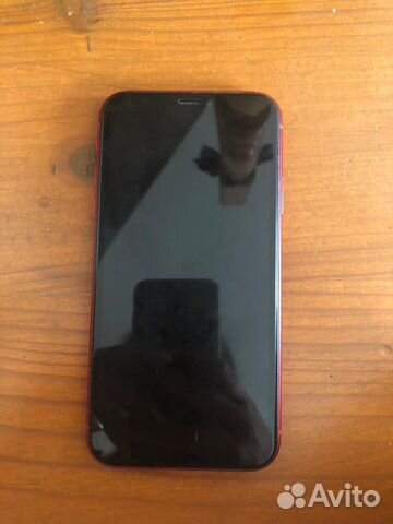 Телефон iPhone XR