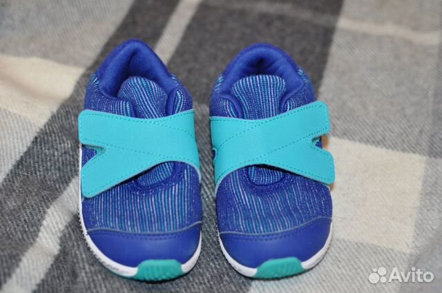Кроссовки Adidas, оригинал, р 22