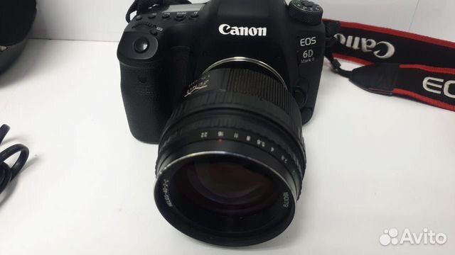 Зеркальный фотоаппарат Canon 6D Mark II + zenit Зеркальный фотоаппарат Canon 6D Mark II + zenit