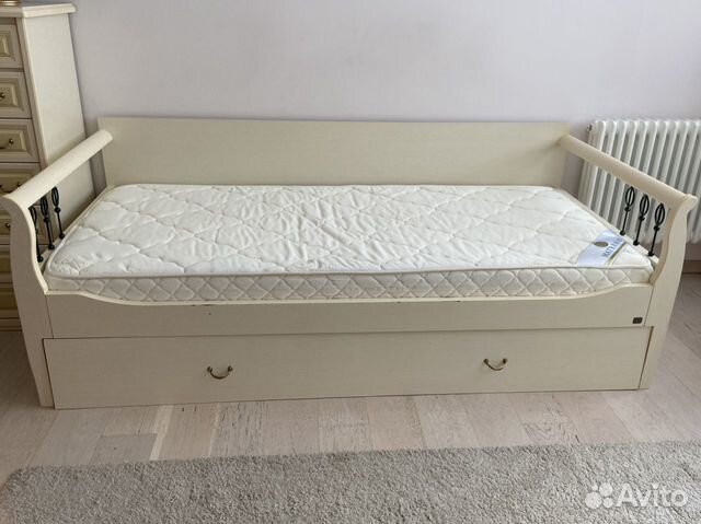 Диван-кровать