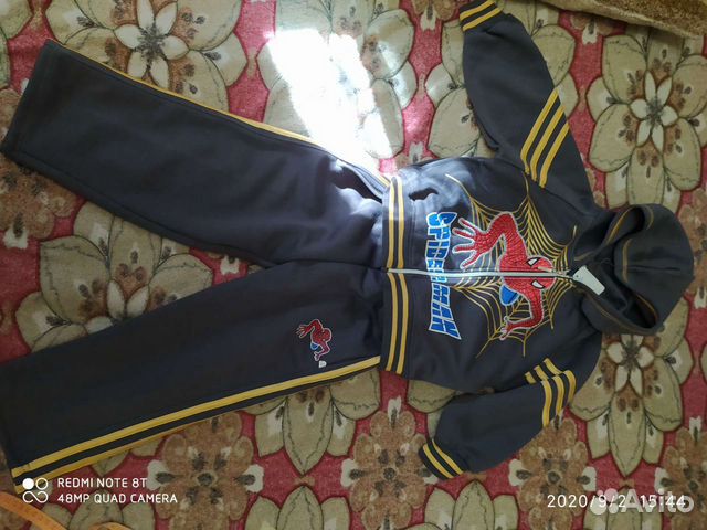 Спортивный костюм