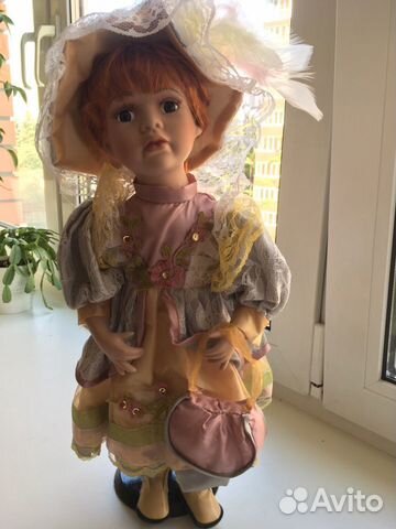 Кукла фарфоровая новая