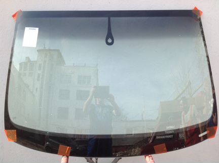 Audi Q7 08-2015 -лобовое стекло -pilkington