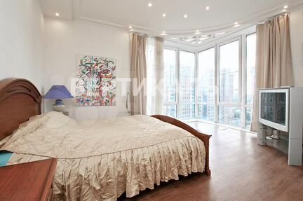 4-к квартира, 154 м², 27/30 эт.